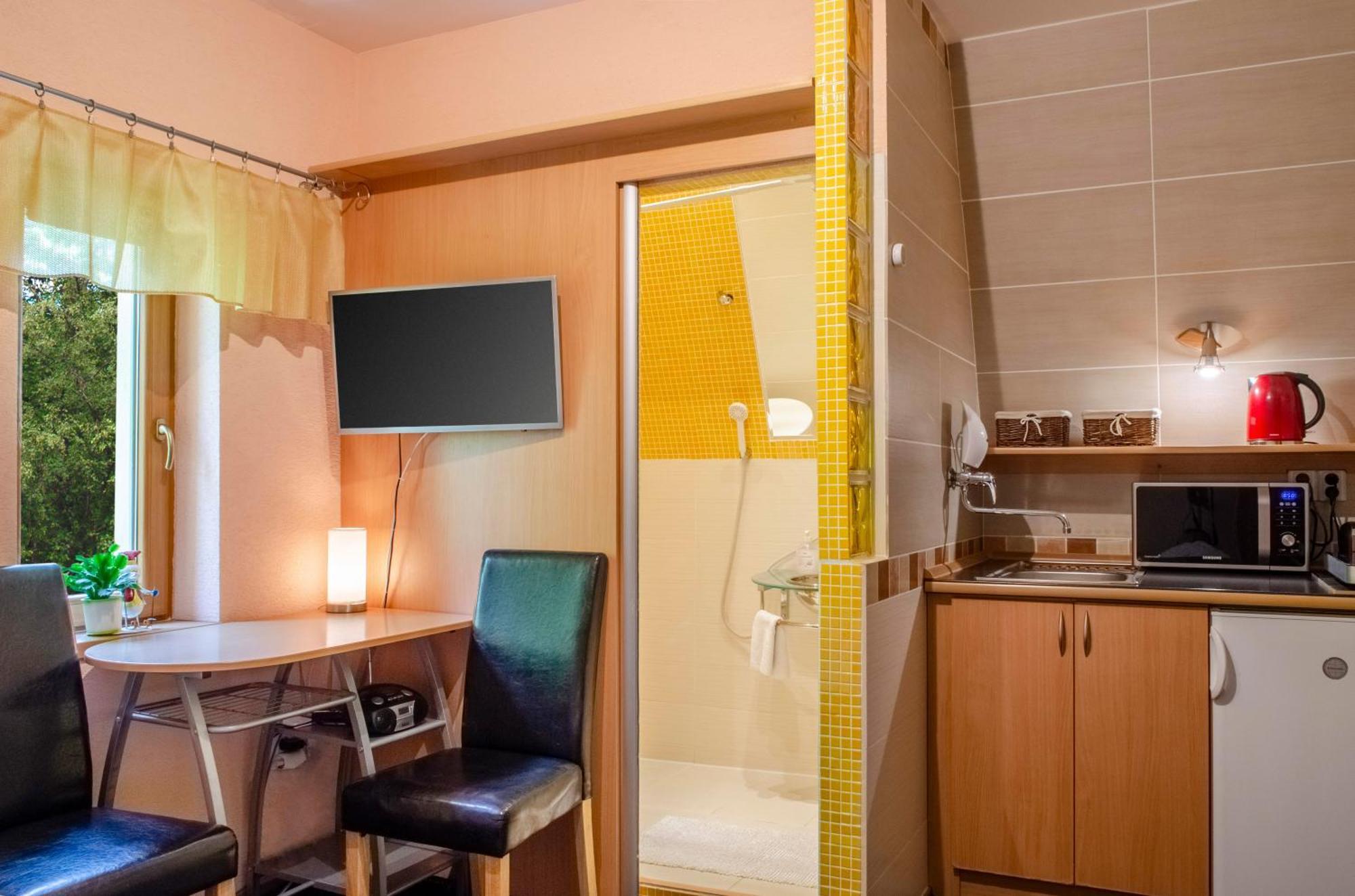 PAVILON D - Apartmán Budget, Classic, Family Vysoké Tatry Kültér fotó